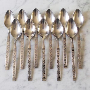 Lisbon Distinction Stainless by Oneida 6 1/8 inch Set of 11 Teaspoons