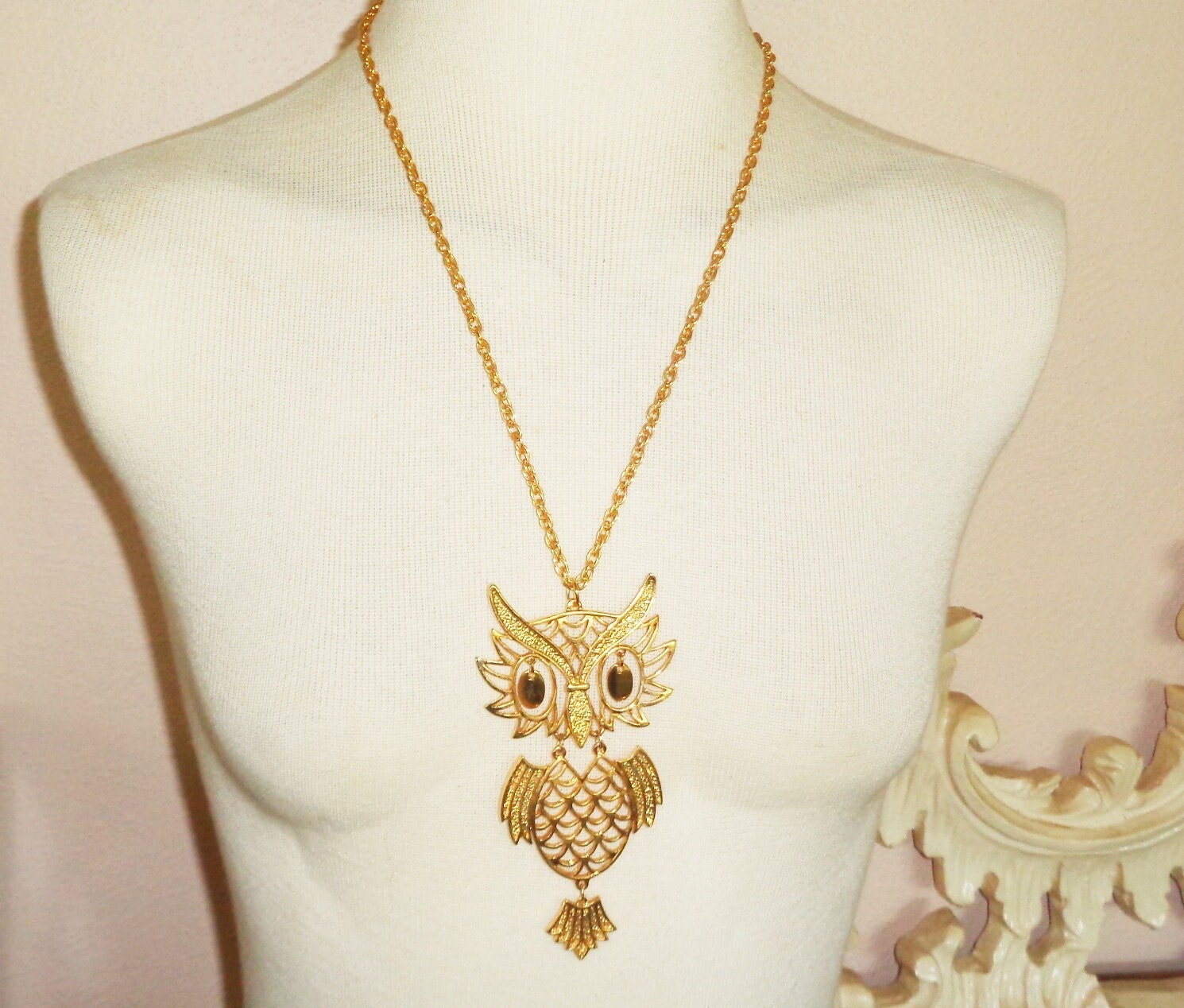 Owl Pendant Necklace Vintage Articulated Gold tone Metal 23 1/2 inch Chain