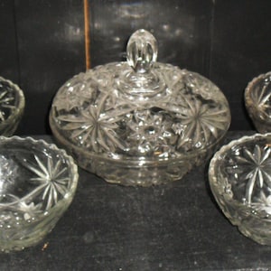 Vintage Anchor Hocking EAPC Star 4 Scalloped Cereal Bowls & Covered Candy Dish