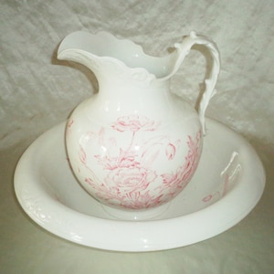 Antique Knowles Taylor Knowles KT&T Pink Flowers Wash Tub Basin Bowl and Water Pitcher, early 1900s
