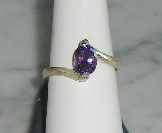Amethyst Stone Cocktail ring Beautiful Silver Ova… - image 1
