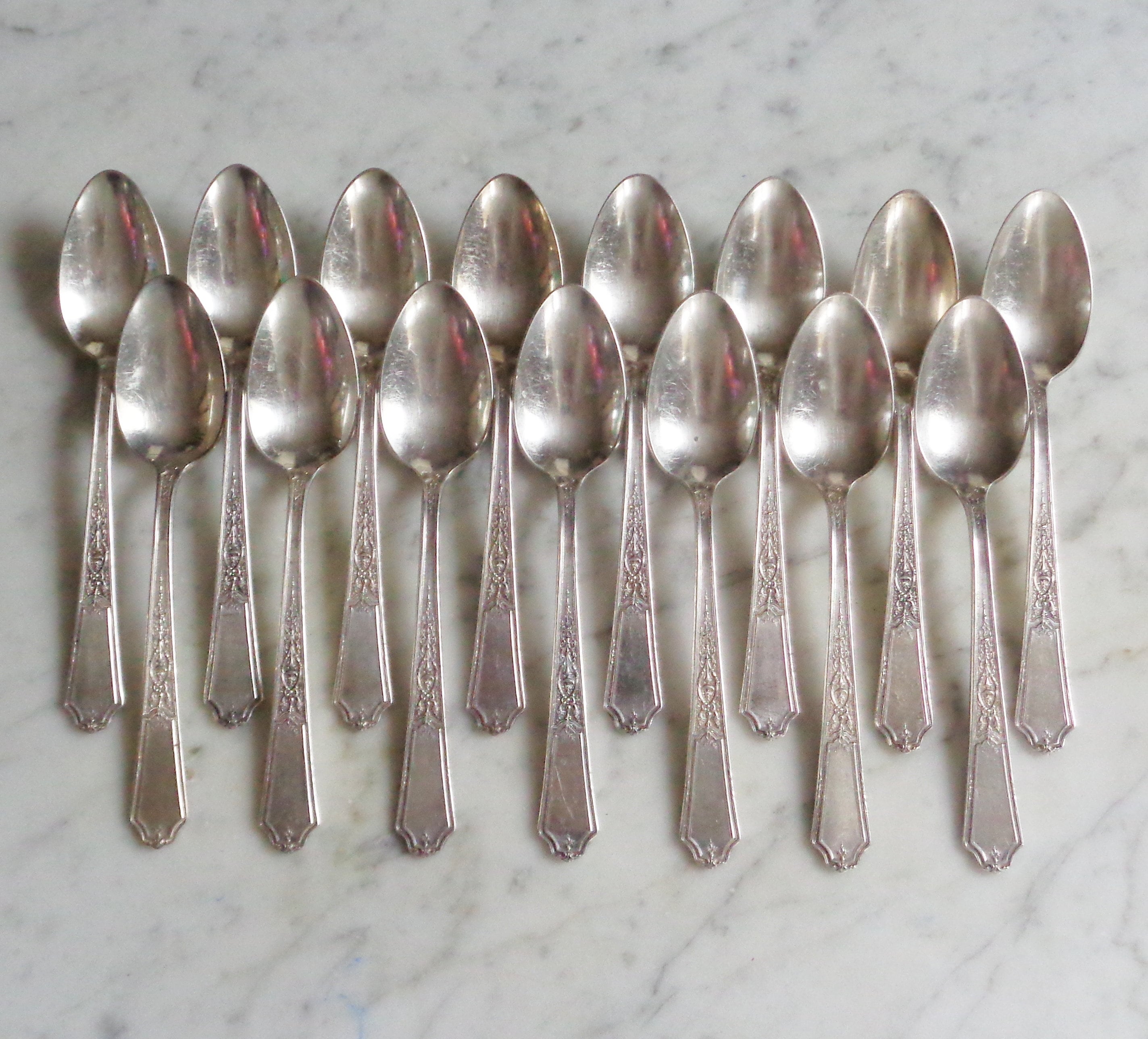1847 Rogers Bros Ancestral Silver Plate 6 1/8 Inch Set of 15