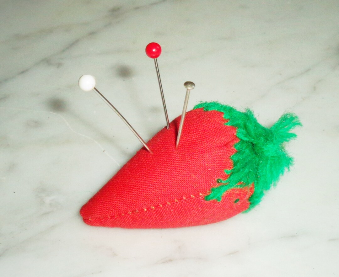 Vintage Pin Cushion, Sewing Pin Holder Tiny 2 X 1 Inch Strawberry Etsy