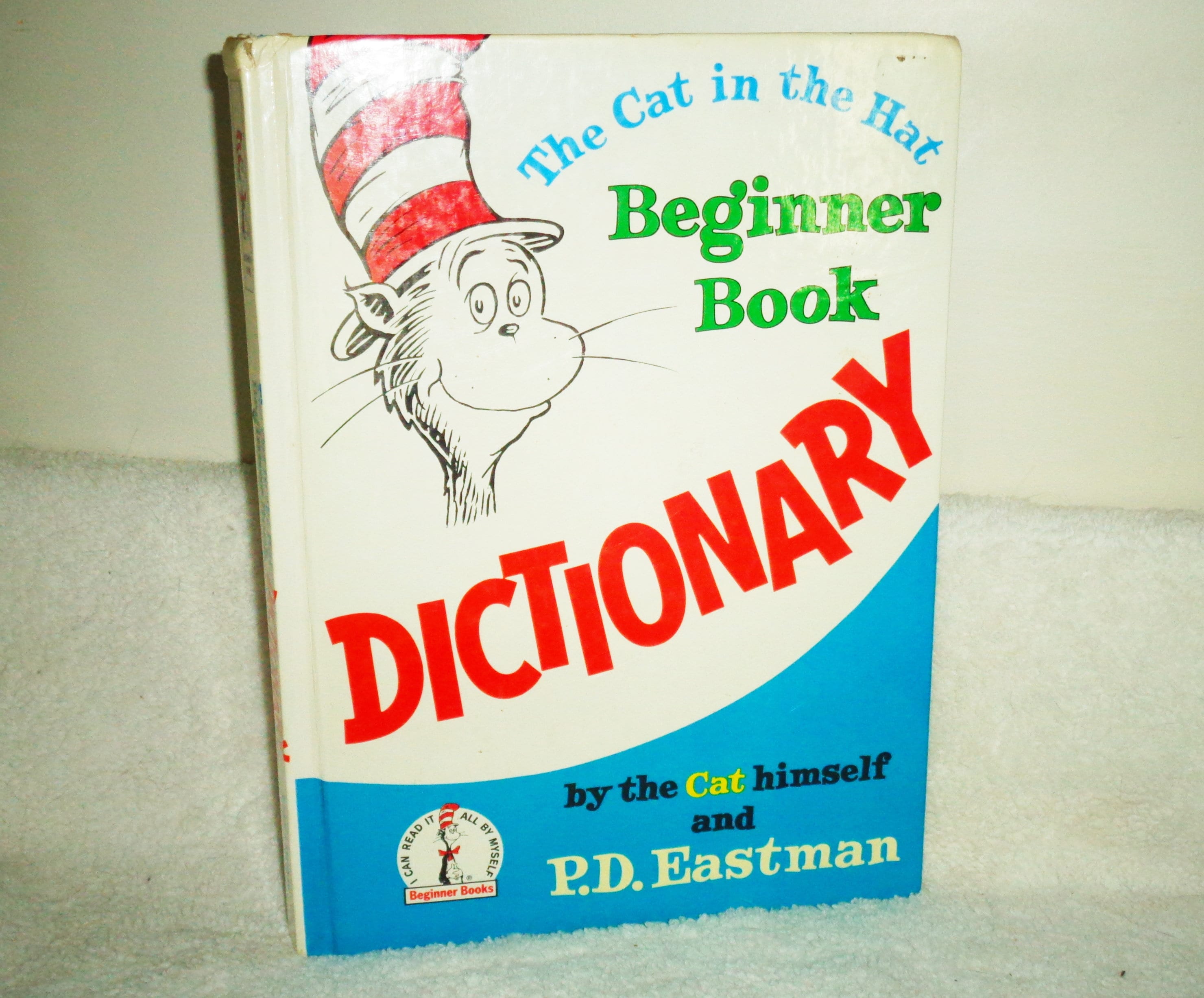 洋書絵本辞書 The Cat in the Hat Dictionary ドクター・スース Cat in the Hat 英語辞典 | すべての商品