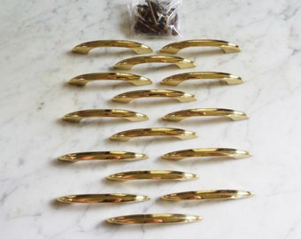 15 Hollow Gold Convex Ridge Vintage MCM Brass Cabinet Drawer Pull Handles - 4 1/8in w 2 3/4" Screw Holes