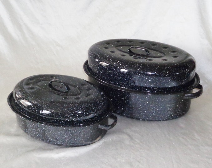 2 Vintage Enamel Speckle Ware Roaster Pans With Lids Large & Med in