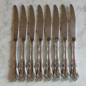 MANSFIELD Wm A Rogers Deluxe Oneida Stainless 9 inch Set of 8 Dinner Knives
