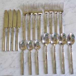 19pc Oneida Tortola Stainless Steel China 1212 Set