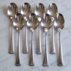 8 SSS Oneida USA Edelstahl Aberdeen Maestro Oval Gedeck Tisch Suppenlöffel