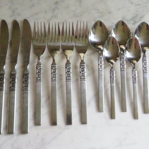 Artistic Northland Stainless Korea Dinner Knives, Dinner Forks, Table Spoons & Teaspoons