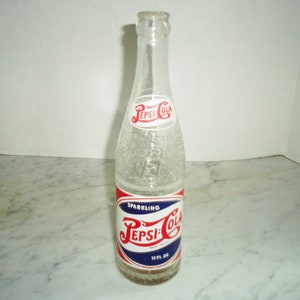 Sparkling Pepsi-Cola Bottle 12oz Dubuque Iowa 14 B 46 Duraglas G 951 Des Pat 120 277