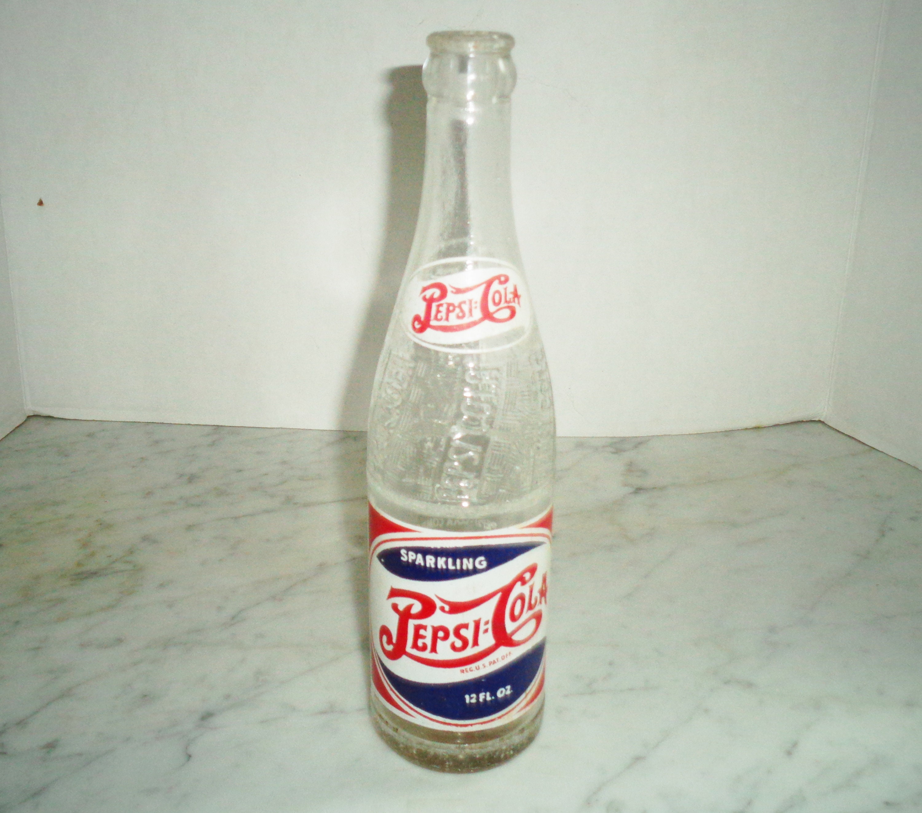 Sparkling Pepsi-cola Bottle 12oz Dubuque Iowa 14 B 46 Sparkling Pepsi-cola Bottle 12oz Dubuque Iowa 14 B 46