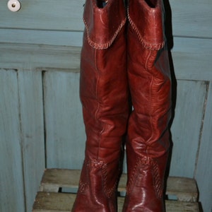 RARE 80's Zodiac 12 Leather Cowboy Cowgirl Knee High Boots OTK Fold Russet Red Brown Whipstitch Thigh Wood Stacked Heel Slouchy Pirate L/XL image 3