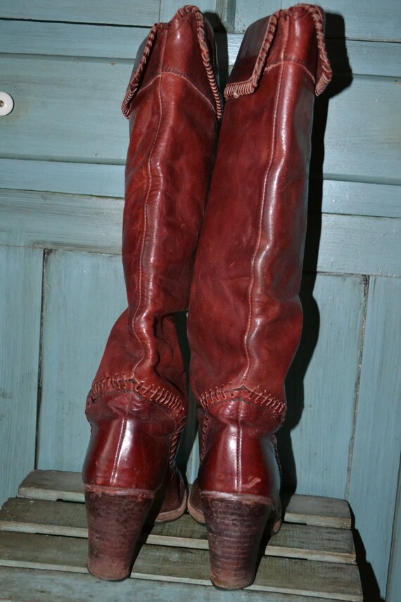RARE 80's Zodiac 12 Leather Cowboy Cowgirl Knee H… - image 4