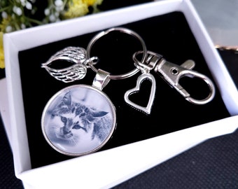 Cat photo keyring, Pet memorial memory Charm, Cat memorial photo gift, Cat lovers sympathy gift, keepsake Charm, Bereavement, sympathy