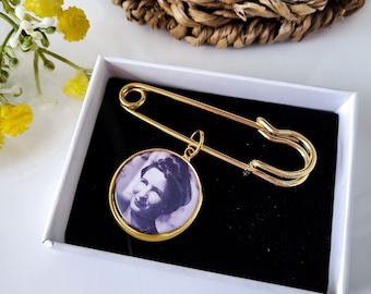 Gold Boutonniere THIN Photo Charm pin personalized with your picture, Grooms memory photo charm, Memorial Charm for Groom, Photo pin for him