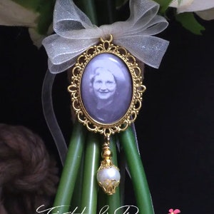 Single or Double GOLD Bridal Bouquet Photo Charm personalised with your own photo, Memorial Charm with glass pearl