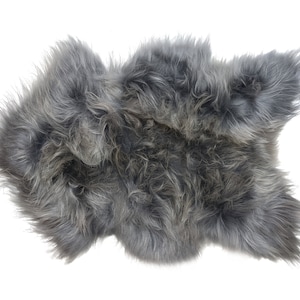 Genuine Icelandic Sheepskin - Frosted Gray