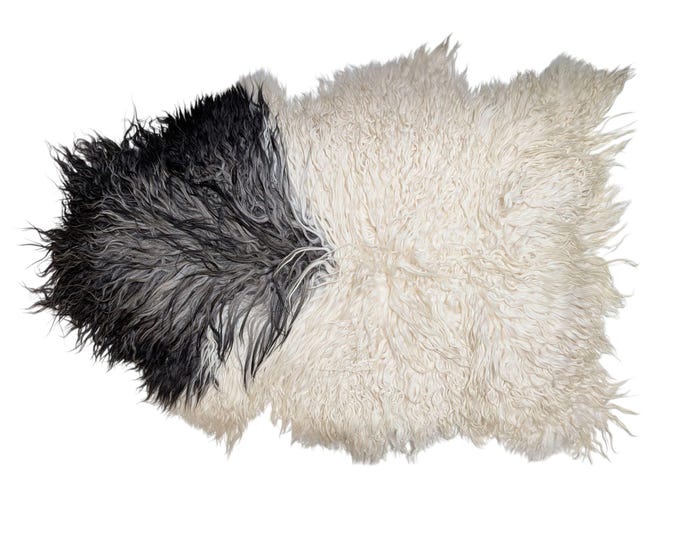 SAL 26-064 - XL Genuine Curly Icelandic Sheepskin Rug Throw