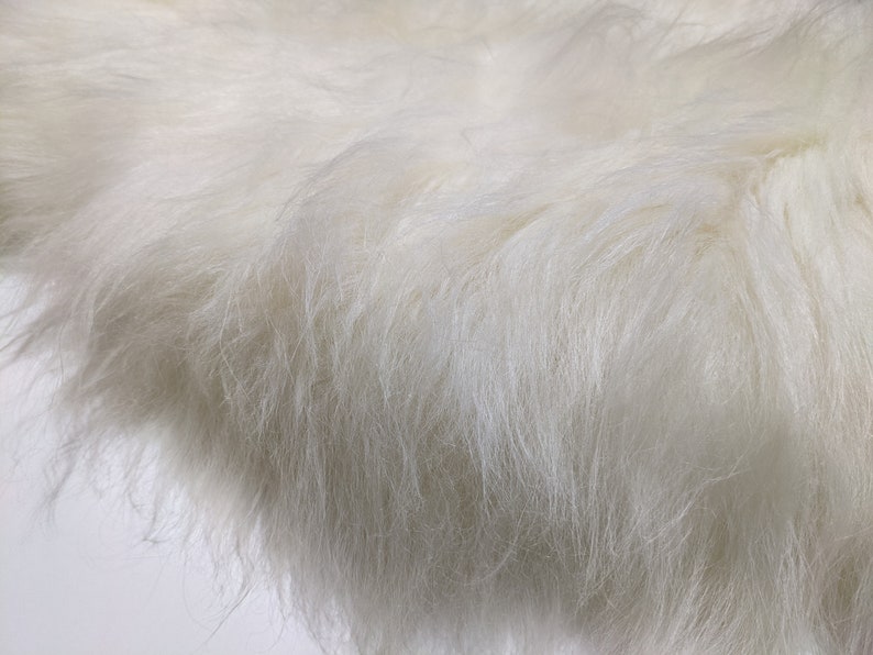 Genuine Icelandic Sheepskin Rug Throw shade of white image 5