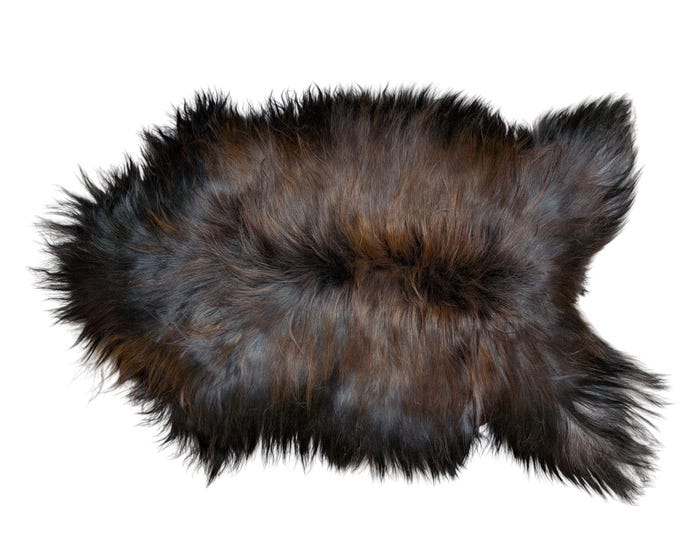 SAL 26-011 - XL Special Icelandic Sheepskin Rug Throw