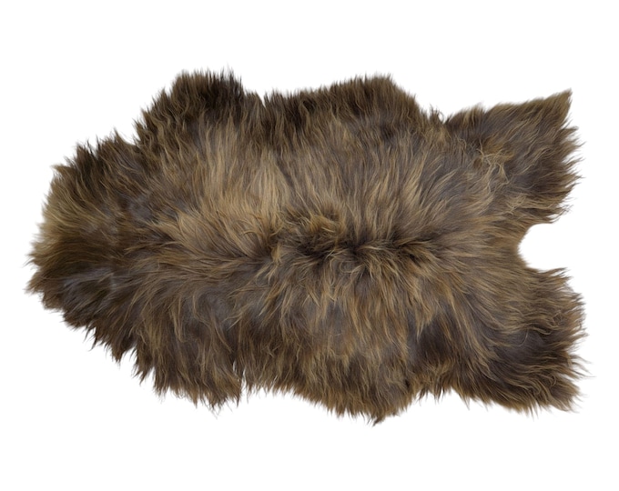 SAL 26-046 - XL Genuine Straight Icelandic Sheepskin Rug Throw