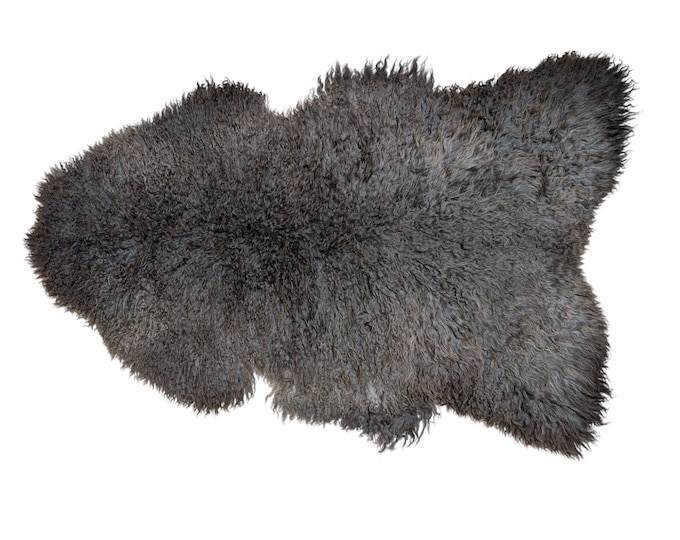 SAL 26-024 - XL Genuine Curly Classic Sheepskin Rug Throw