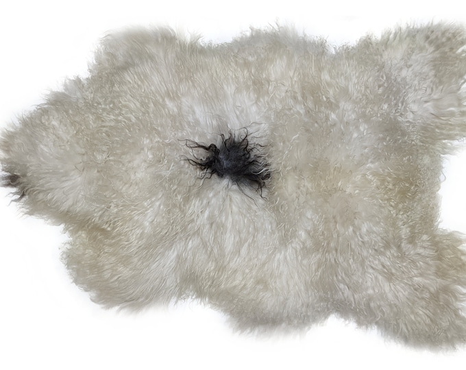 SAL1557 - Genuine Icelandic Sheepskin Rug Throw