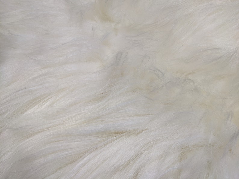 Genuine Icelandic Sheepskin Rug Throw shade of white image 3