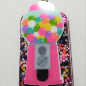Harz Kawaii Gumball Maschine Glitter Harz Halskette besprenkelt Anhänger rosa Hintergrund Silber Kaution Silber Kugelkette