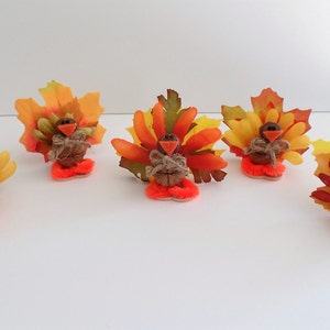 Nut Turkey, Thanksgiving Favors, Turkey Day Favors, Turkey Favors, Small Turkey Decoration, Walnut Turkey, Holiday Table Decor, Thanksgiving
