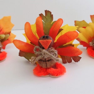 Thanksgiving Favors, Turkey Day Favors, Turkey Favors, Nut Turkey, Small Turkey Decoration, Walnut Turkey, Holiday Table Decor, Thanksgiving