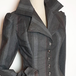 Kurtka w stylu steampunk w kolorze szarym w stylu retro, klasyczny styl kostiumowy, regulowana z tyłu, odzież damska, odpowiednia na wesela i oficjalne okazje