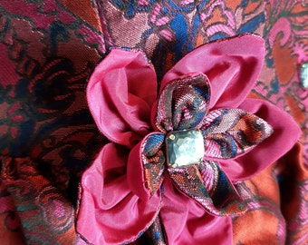 Pink/purple fabric flower pin brooch