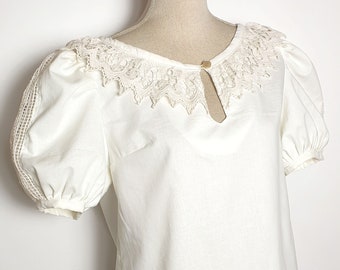 Off-white cotton romantic steampunk tunic shirt with lace collar