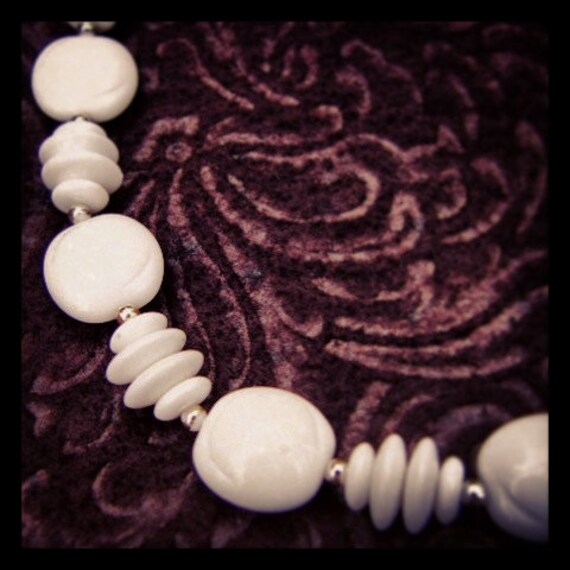 Vintage White Beaded Necklace Spring Mother S Day Etsy Vintage White Beaded Necklace Spring Mother S Day Etsy