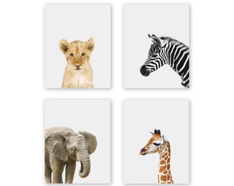 Safari kinderkamer prints, baby dieren muurkunst, leeuw, olifant, zebra, giraf, set van 4