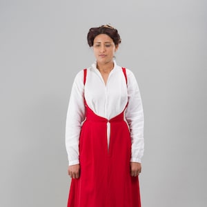 Pattern for Henrician lady&#39;s petticoat, Tudor Tailor exclusive