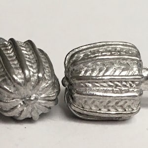 Set of 12 replica Tudor pewter herzog buttons for Renaissance/Elizabethan reenactment, 3/8&quot; (10mm), Tudor Tailor exclusive