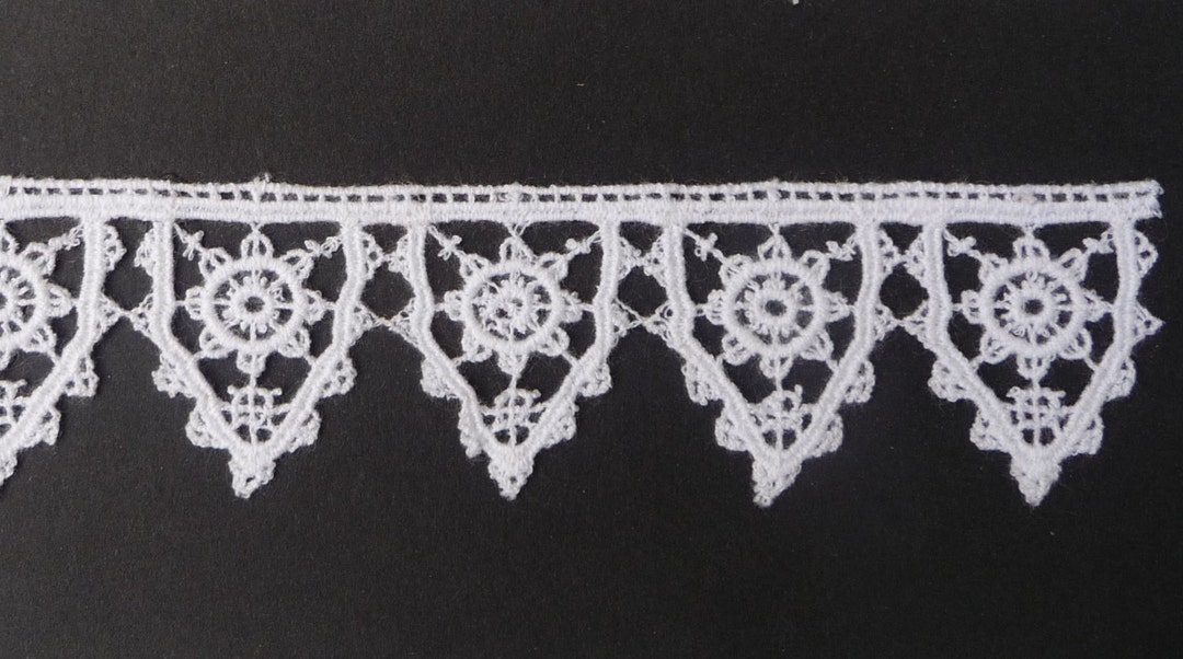 Tudor Style Pointed Scallop Lace for Renaissance/elizabethan - Etsy