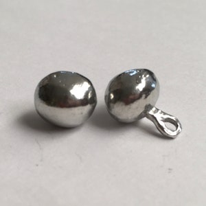 Set of 12 replica Tudor pewter common ball buttons for Renaissance/Elizabethan reenactment, 1/2&quot; (12mm), Tudor Tailor exclusive