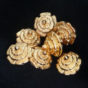 Replica Tudor gold-plated Dudley buttons for Renaissance or Elizabethan reenactment, 5/8&quot; (16mm), sold individually, Tudor Tailor exclusive