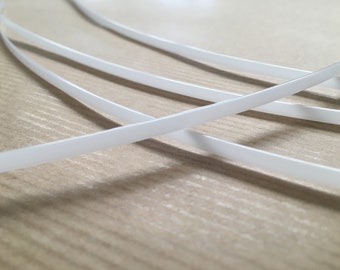 Synthetic 4mm whalebone - ideal for bodies/corsets and sleeve supports - 10 Yards