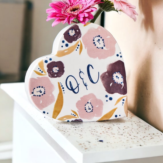 パーソナライズされたハート型の陶器の花瓶 - Etsy 日本
