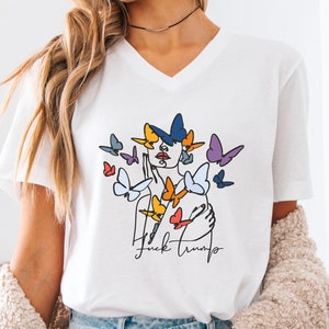 さりげなくトランプをファック - ユニセックスVネックTシャツ | 政治Tシャツ | フェミニストシャツ | 彼女へのギフト | 反トランプシャツ