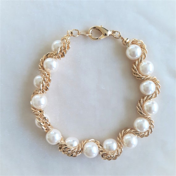 Gold Tone and Faux Pearl Necklace, Bracelet and E… - image 5