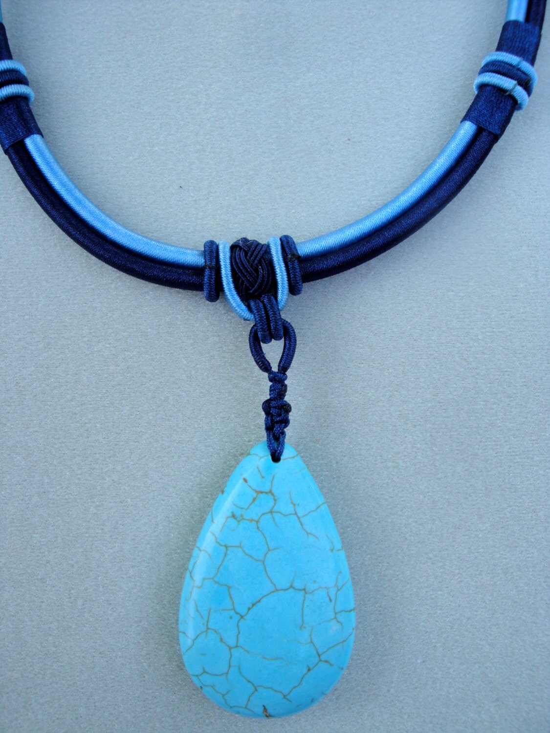 COLLAR PIEDRA TURQUESA