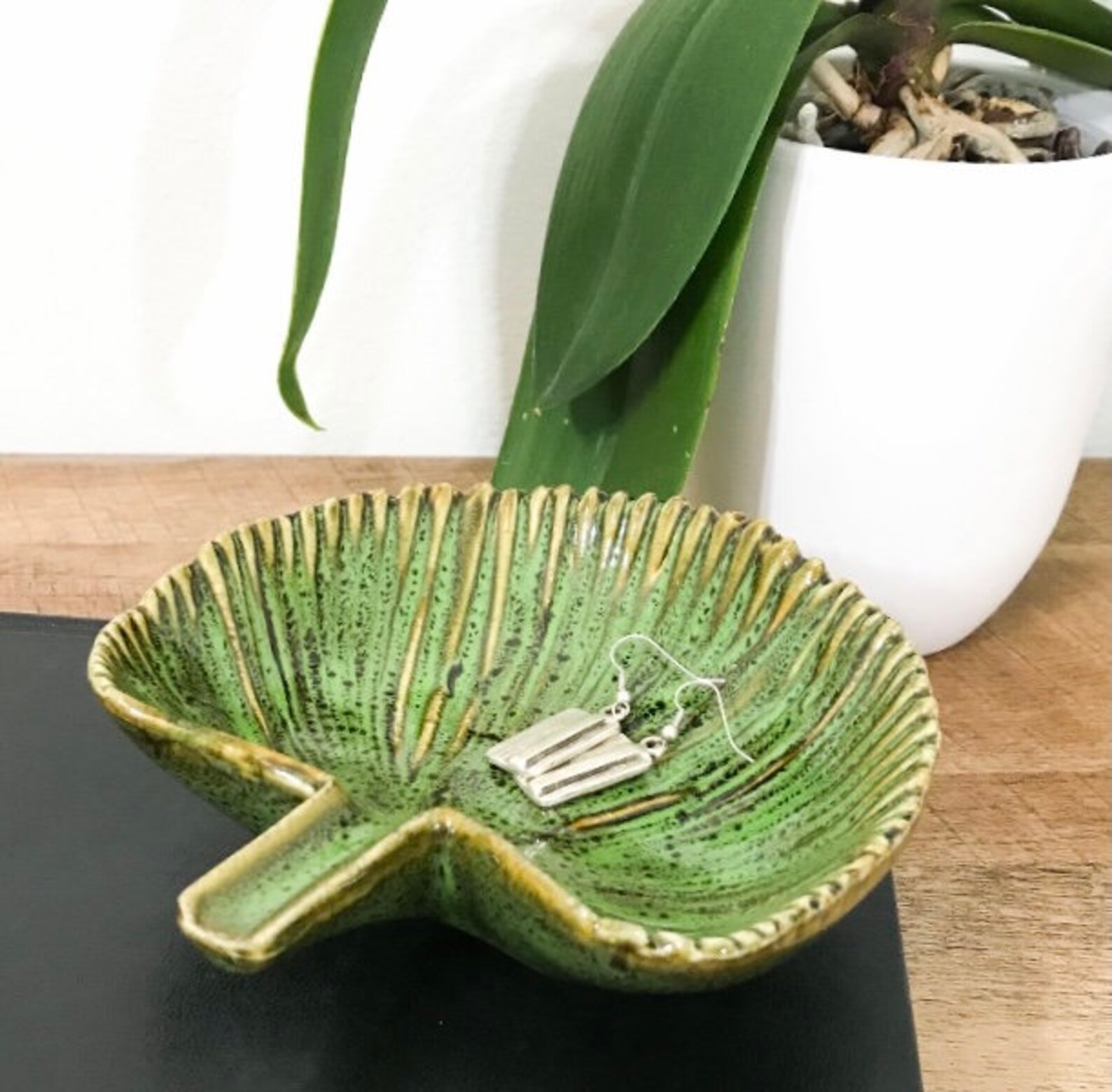 Darling Ceramic Lily Pad Jewelry Dish Tropical Lily Pad Leaf Etsy