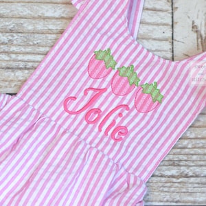 Monogrammed baby girl ruffle bubble with strawberries in pink, summer strawberry outfit, 1st birthday strawberry cake smash outfit