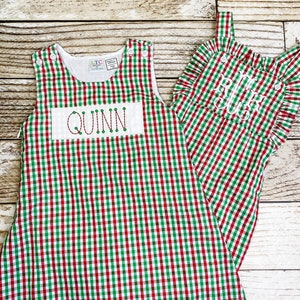Girls monogrammed red, green and white gingham Christmas dress, jumper style toddler Christmas outfit with Faux smock nameplate design